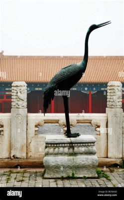 The Dance of Celestial Cranes! Examining Vishnuvardhana's Ethereal Bronze Sculpture and Intricate Symbolic Language